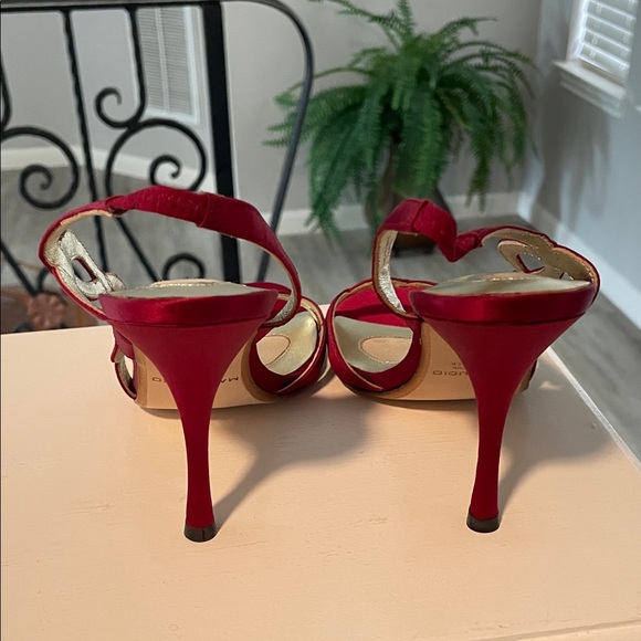 Max Studio Seahorse Red Strappy Heels - Picture 7 of 11